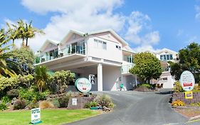 Admirals View Lodge